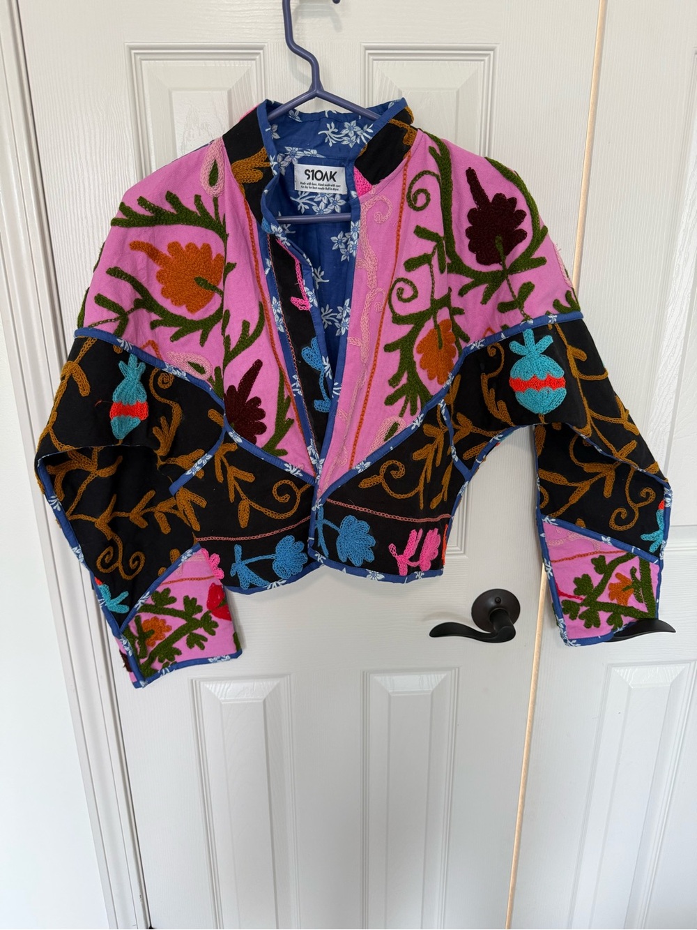 SIOAK Embroidered Floral Cropped Jacket in Pink & Black
